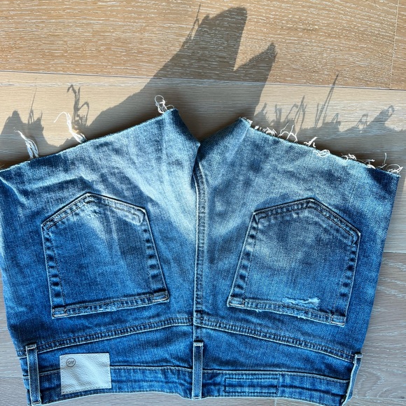 AG Jean shorts size 25 - Picture 2 of 3